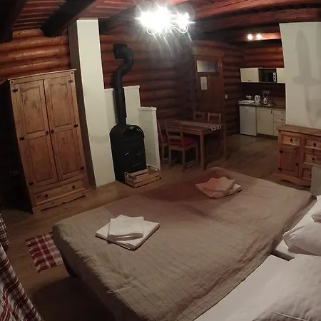 Sombereki Horgaszto - Ronkhaz Apartament *